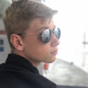 Meet your Posher, Ethan